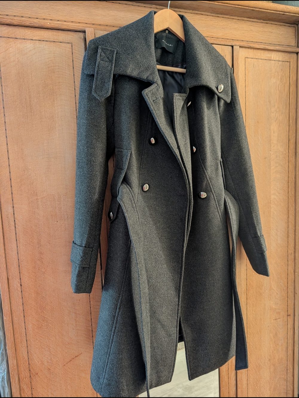 Tahari Double Breasted Women's Coat